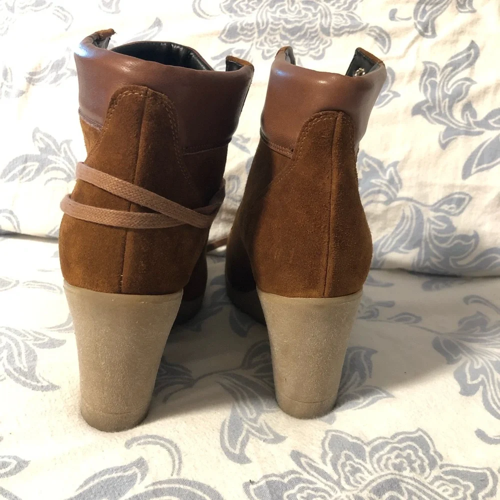 Amalfi boot. - Picture 5 of 8